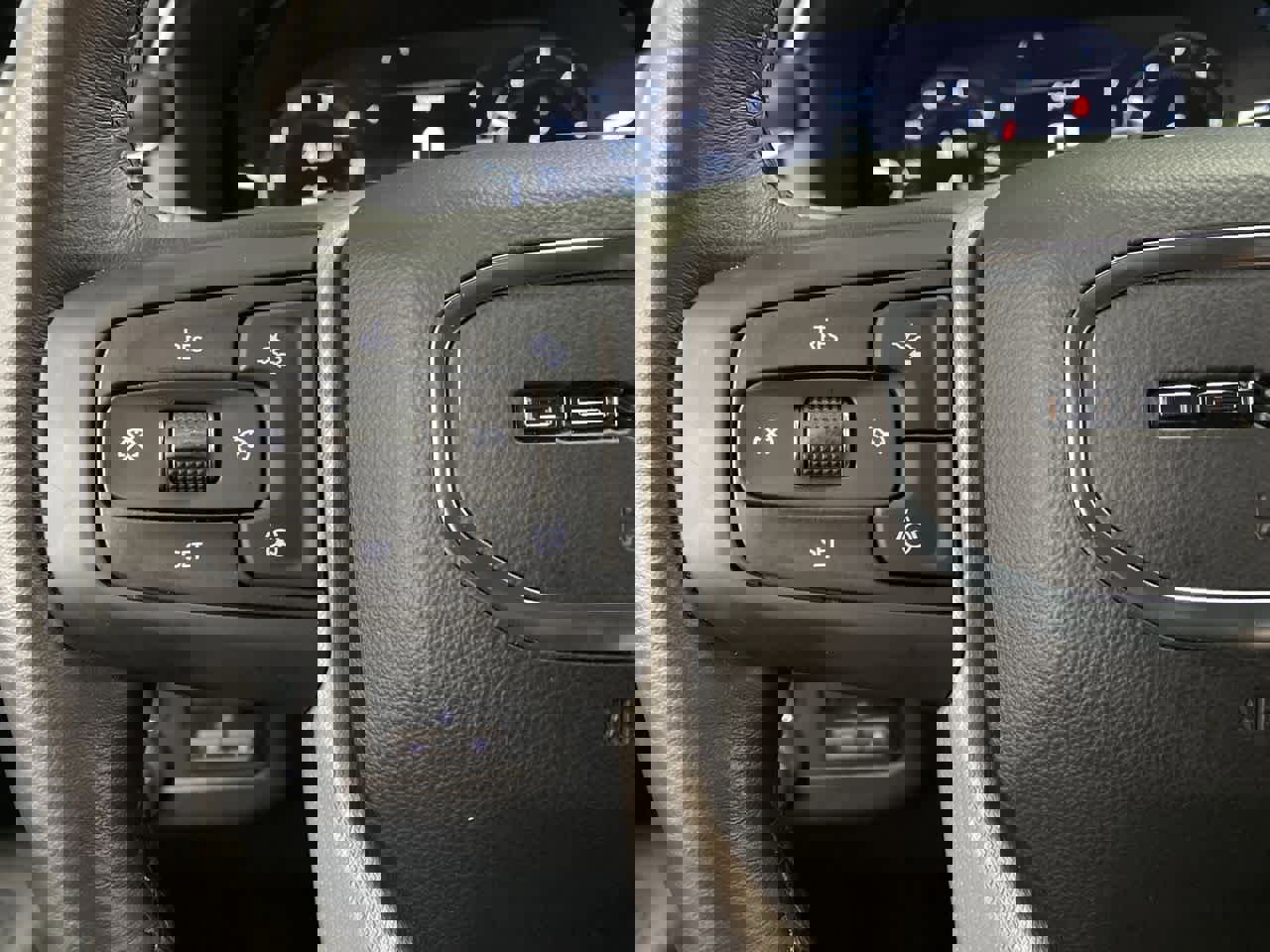 Used 2024 GMC Yukon Denali w/ Advanced Technology Package image 20