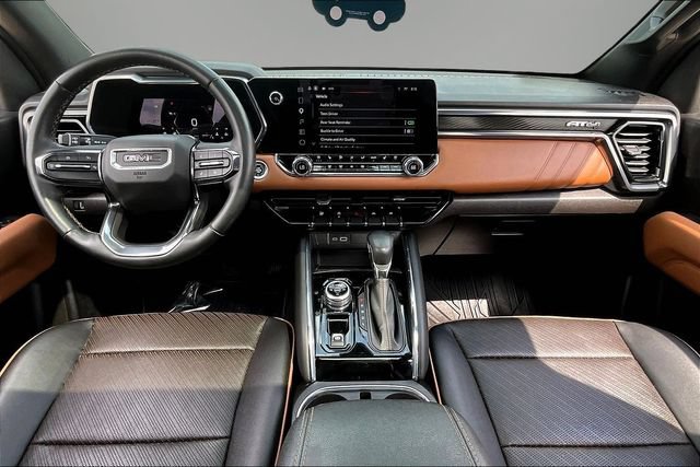 Used 2023 GMC Canyon AT4 w/ AT4 Premium Package AWD/4WD image 8