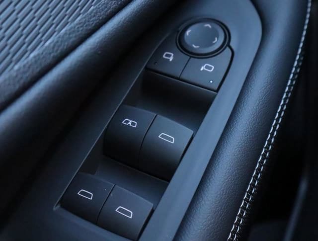 New 2025 Chevrolet Blazer EV LT AWD/4WD image 26
