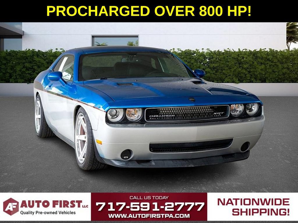 Used 2009 Dodge Challenger SRT8 RWD image 3