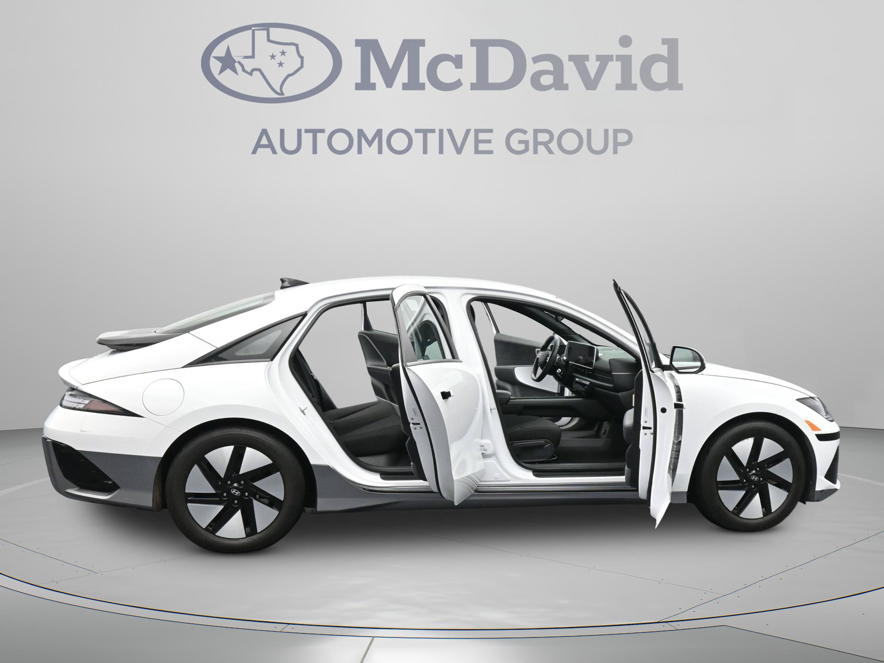 Used 2024 Hyundai Ioniq 6 SEL RWD image 40