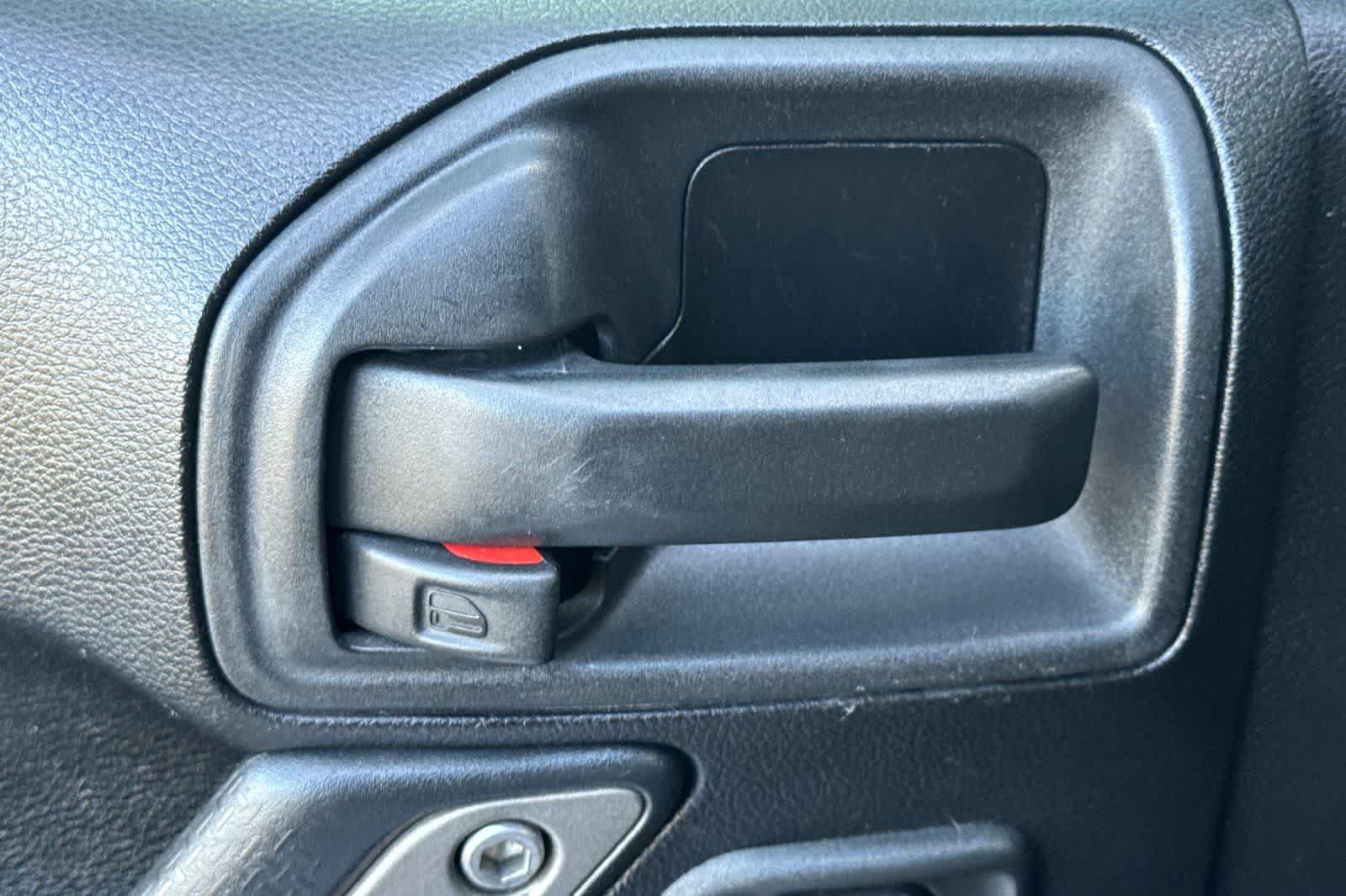 Used 2013 Jeep Wrangler Unlimited Sport AWD/4WD image 13
