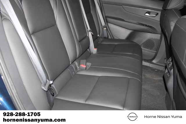 Certified 2025 Nissan Murano SV image 7