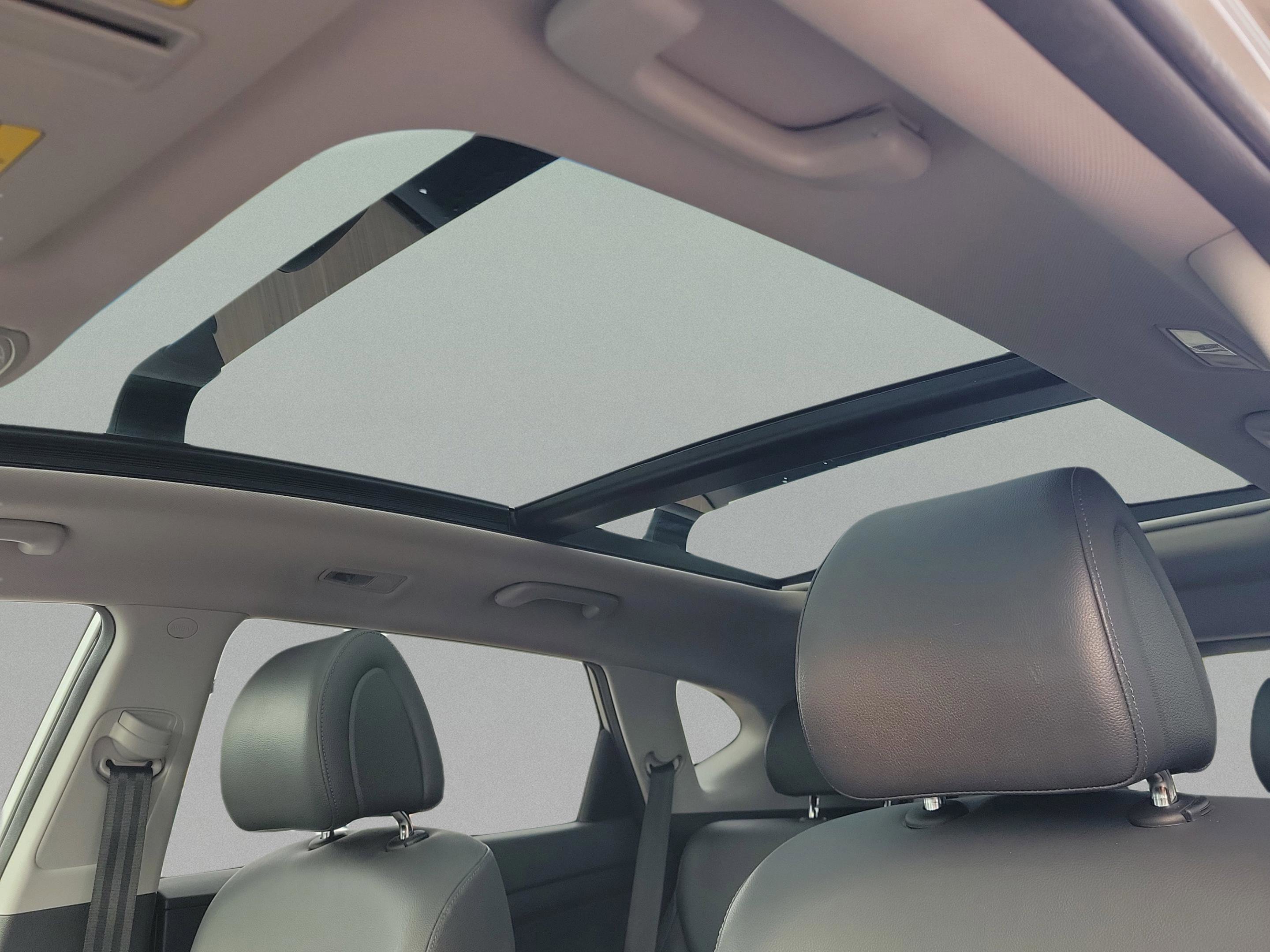 Used 2017 Hyundai Tucson Limited w/ Limited Ultimate Package 03 image 36