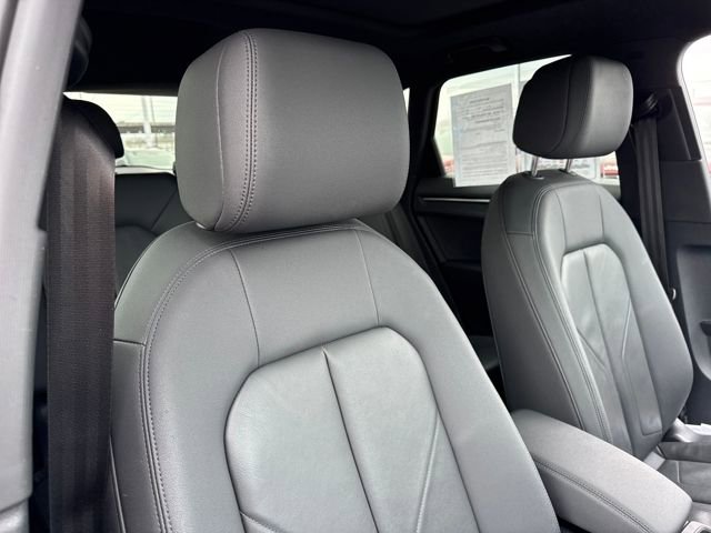 Used 2023 Audi Q3 2.0T Premium image 24