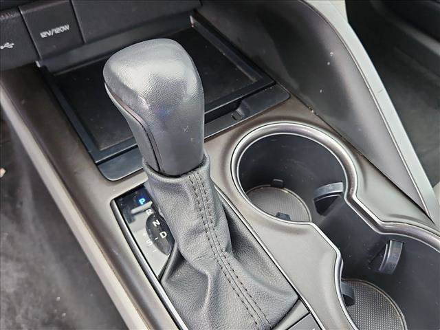 Used 2023 Toyota Camry SE FWD image 12