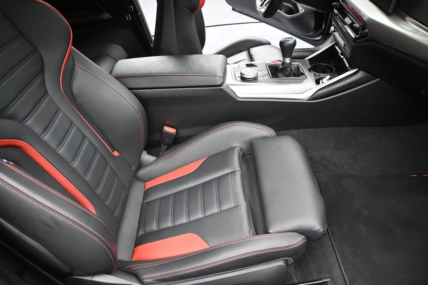Used 2025 BMW M2 w/ Lighting Package RWD image 23