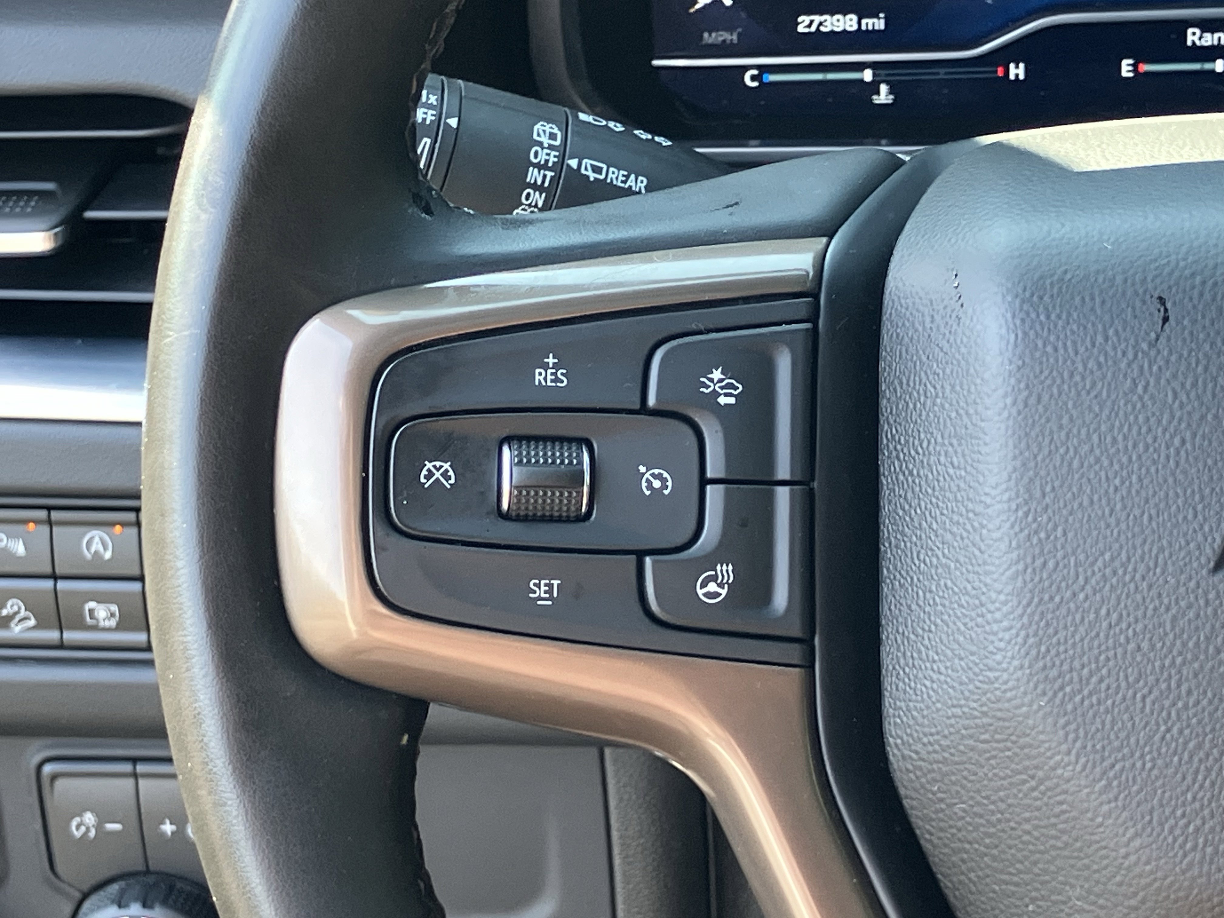 Used 2023 Chevrolet Tahoe High Country w/ Premium Package 2 image 21