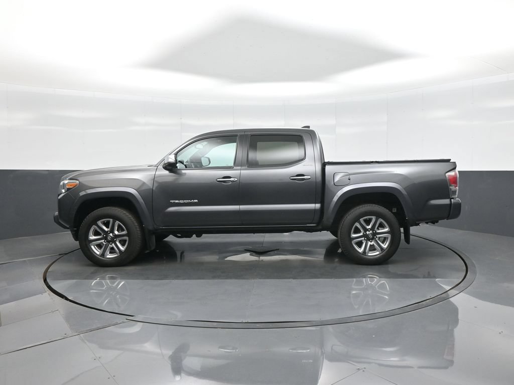Certified 2017 Toyota Tacoma Limited AWD/4WD image 4