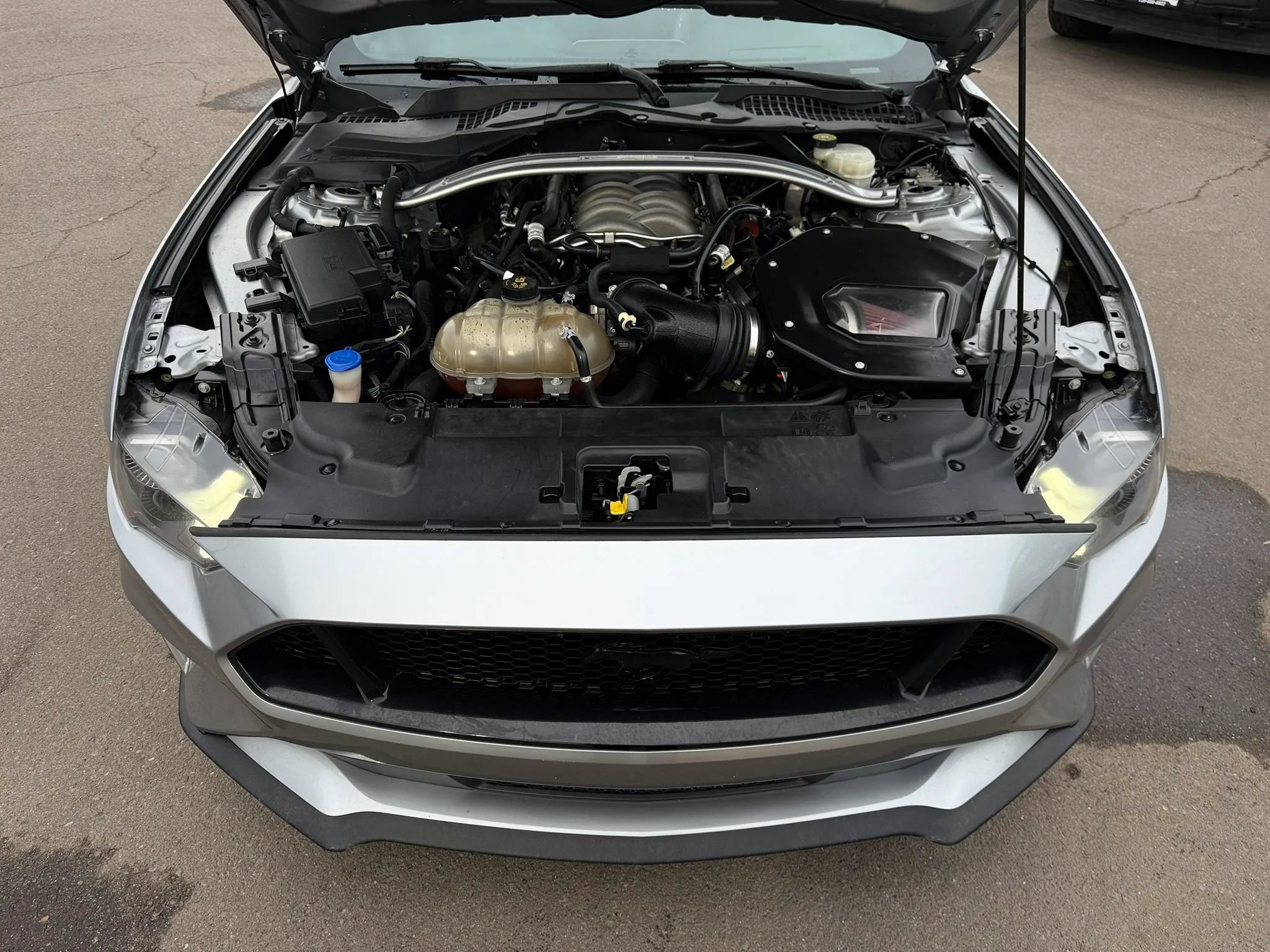 Used 2020 Ford Mustang GT Premium RWD image 30
