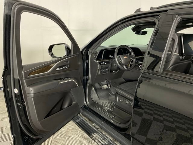 Certified 2024 Cadillac Escalade Sport Platinum w/ LPO, ONYX Package image 24