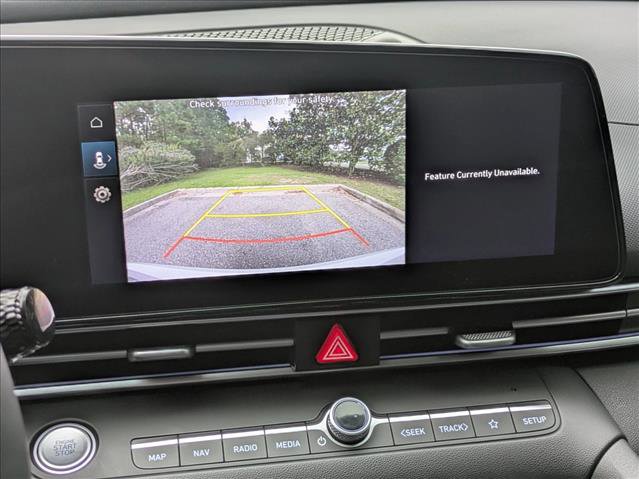 New 2025 Hyundai Elantra Limited image 14