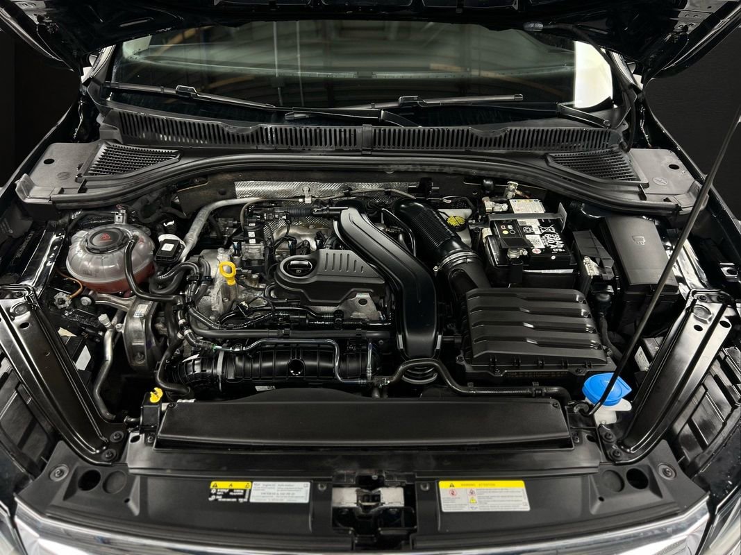 Used 2024 Volkswagen Jetta SE image 37