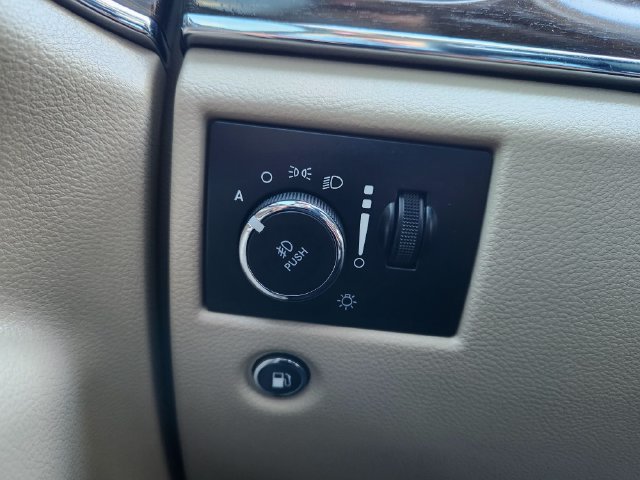 Used 2018 Jeep Grand Cherokee Limited w/ Luxury Group II AWD/4WD image 15