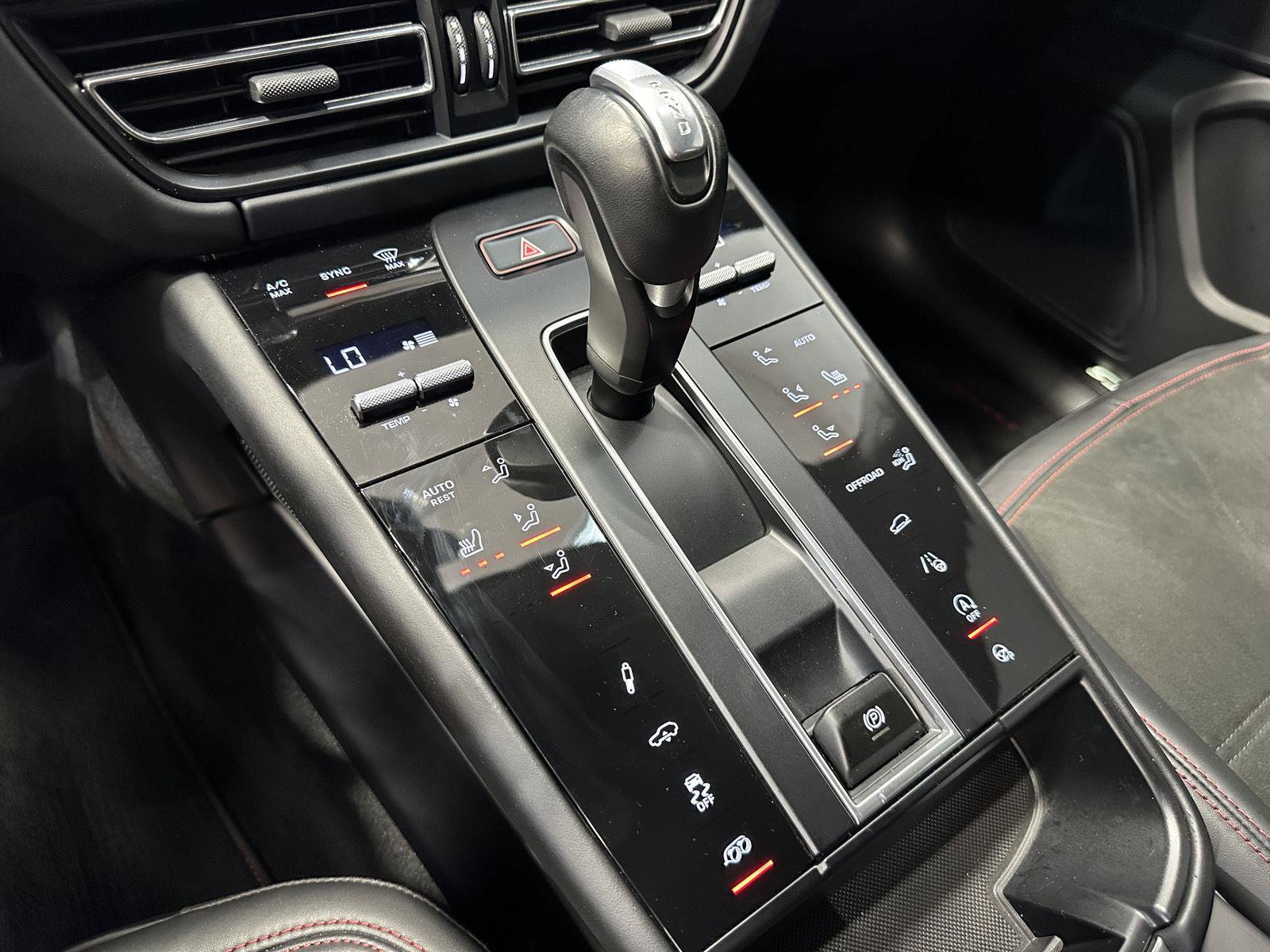 Certified 2023 Porsche Macan GTS AWD/4WD image 30
