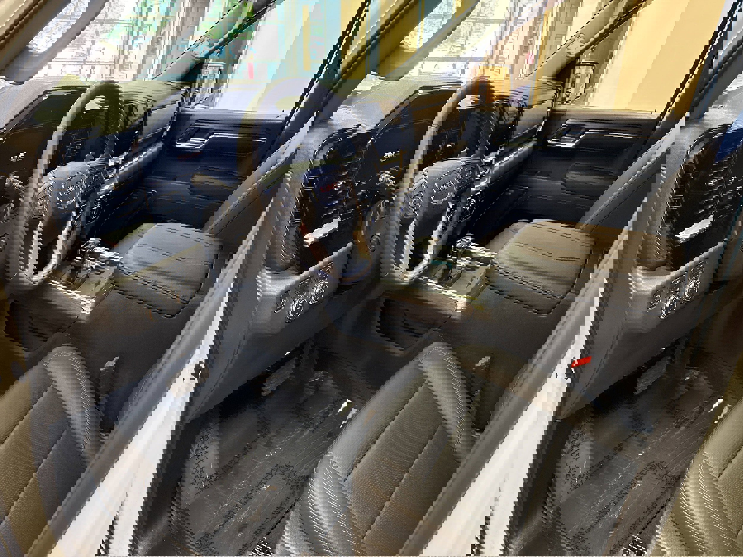 Used 2023 GMC Sierra 1500 SLT w/ SLT Premium Package image 8