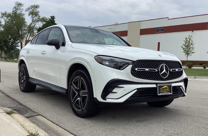 Used 2024 Mercedes-Benz GLC 300 4MATIC image 10