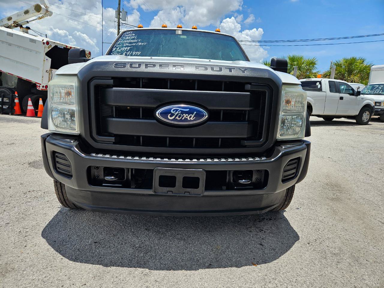 Used 2011 Ford F550 2WD Crew Cab Super Duty w/ Payload Upgrade Pkg image 7