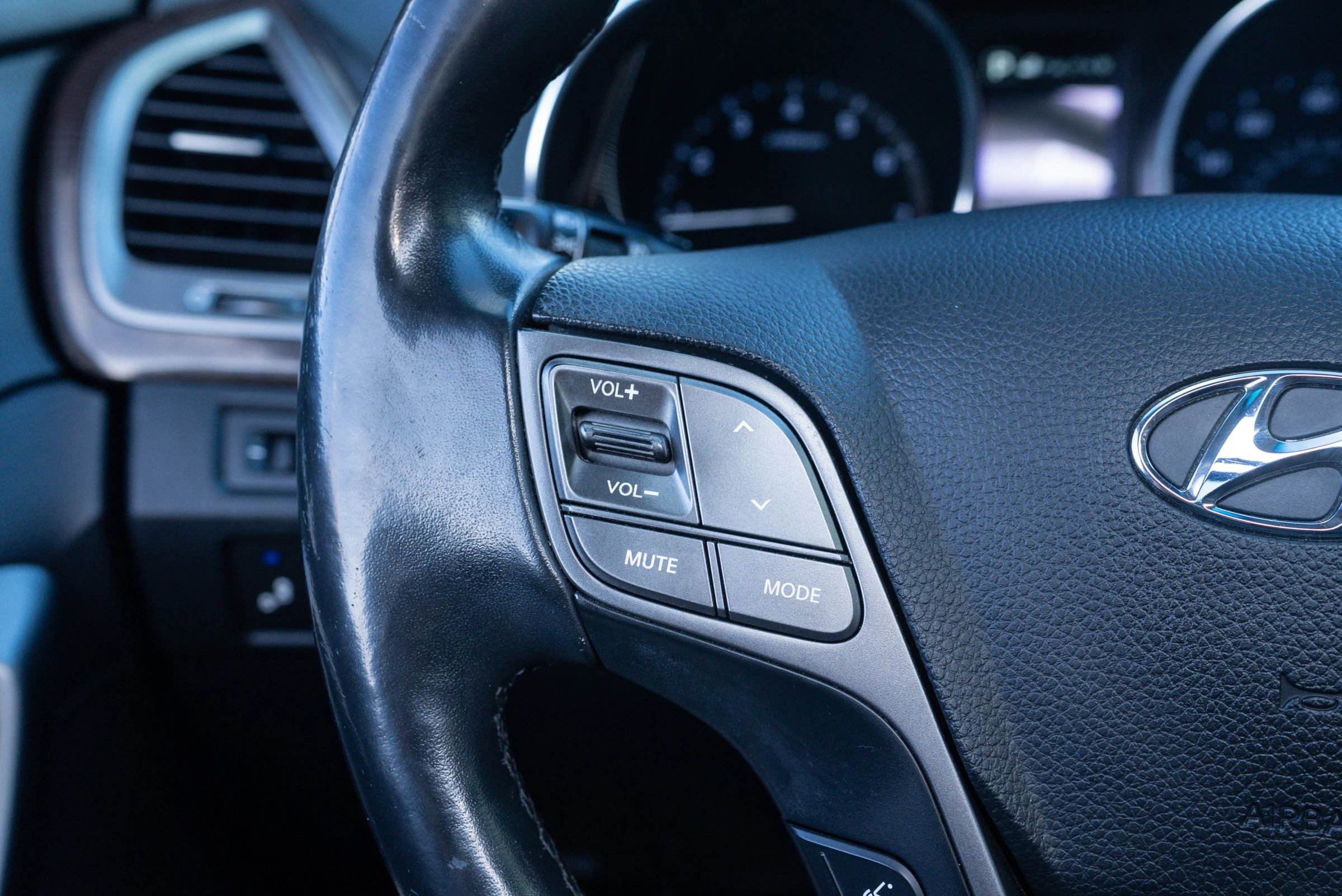 Used 2017 Hyundai Santa Fe Sport w/ 2.0T Ultimate Tech Package 05 image 26