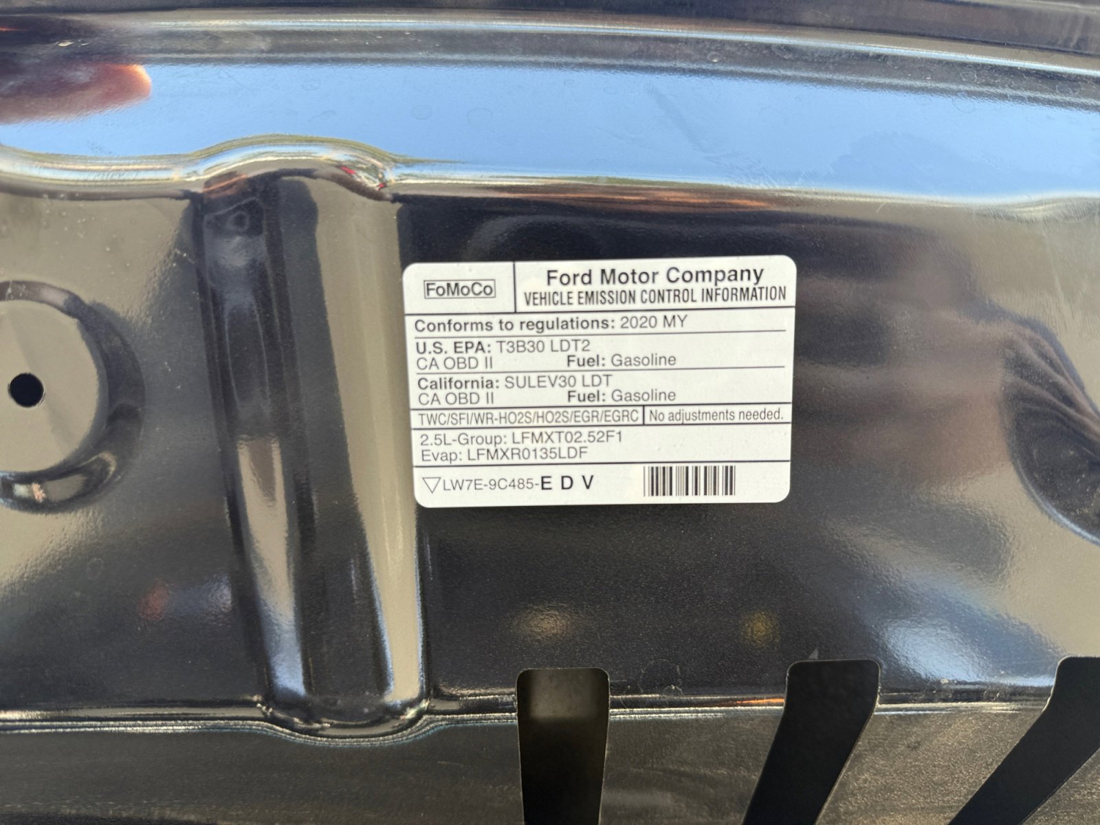 Used 2020 Ford Escape Titanium image 26