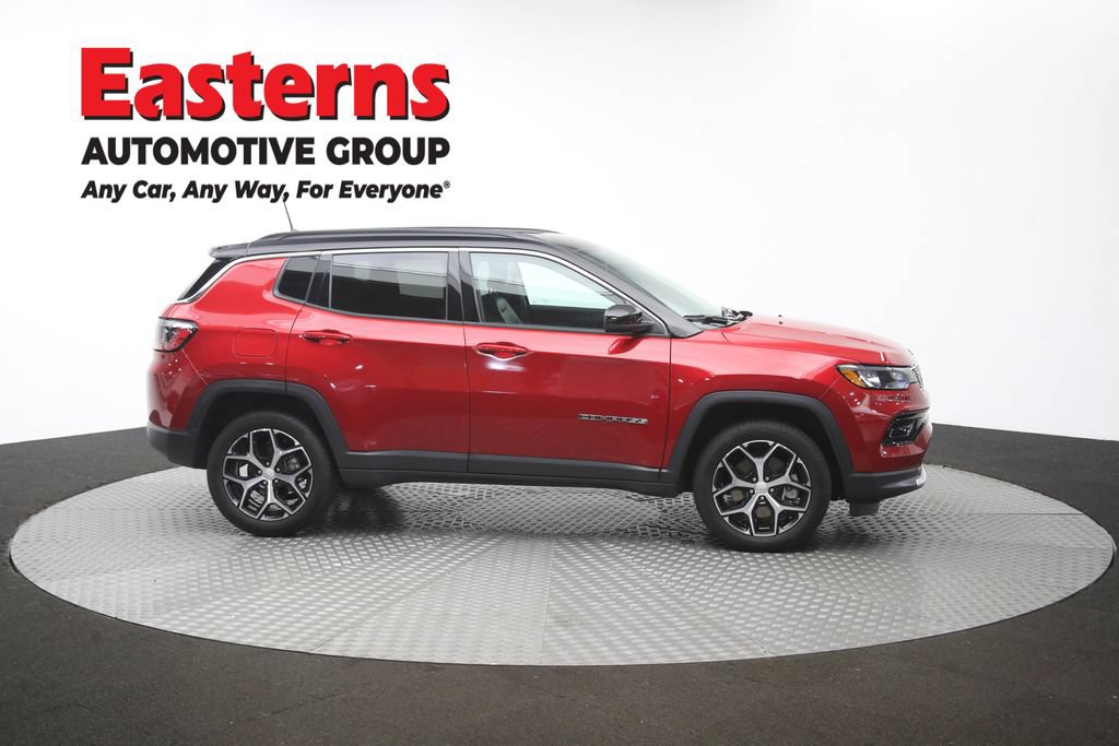 Used 2024 Jeep Compass Limited AWD/4WD image 44