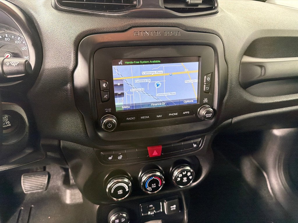Used 2017 Jeep Renegade Trailhawk image 16