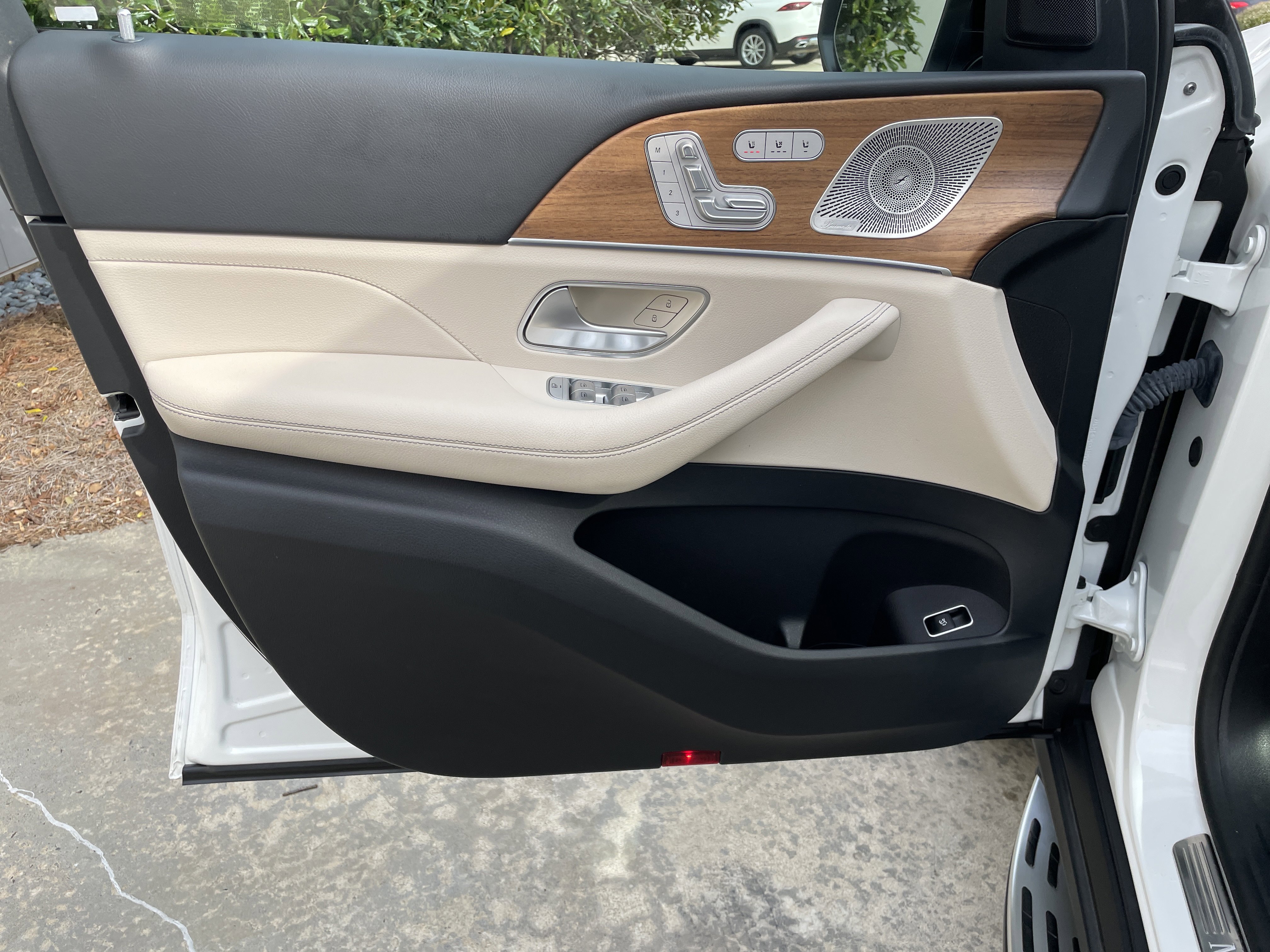 Certified 2023 Mercedes-Benz GLE 450 4MATIC image 16