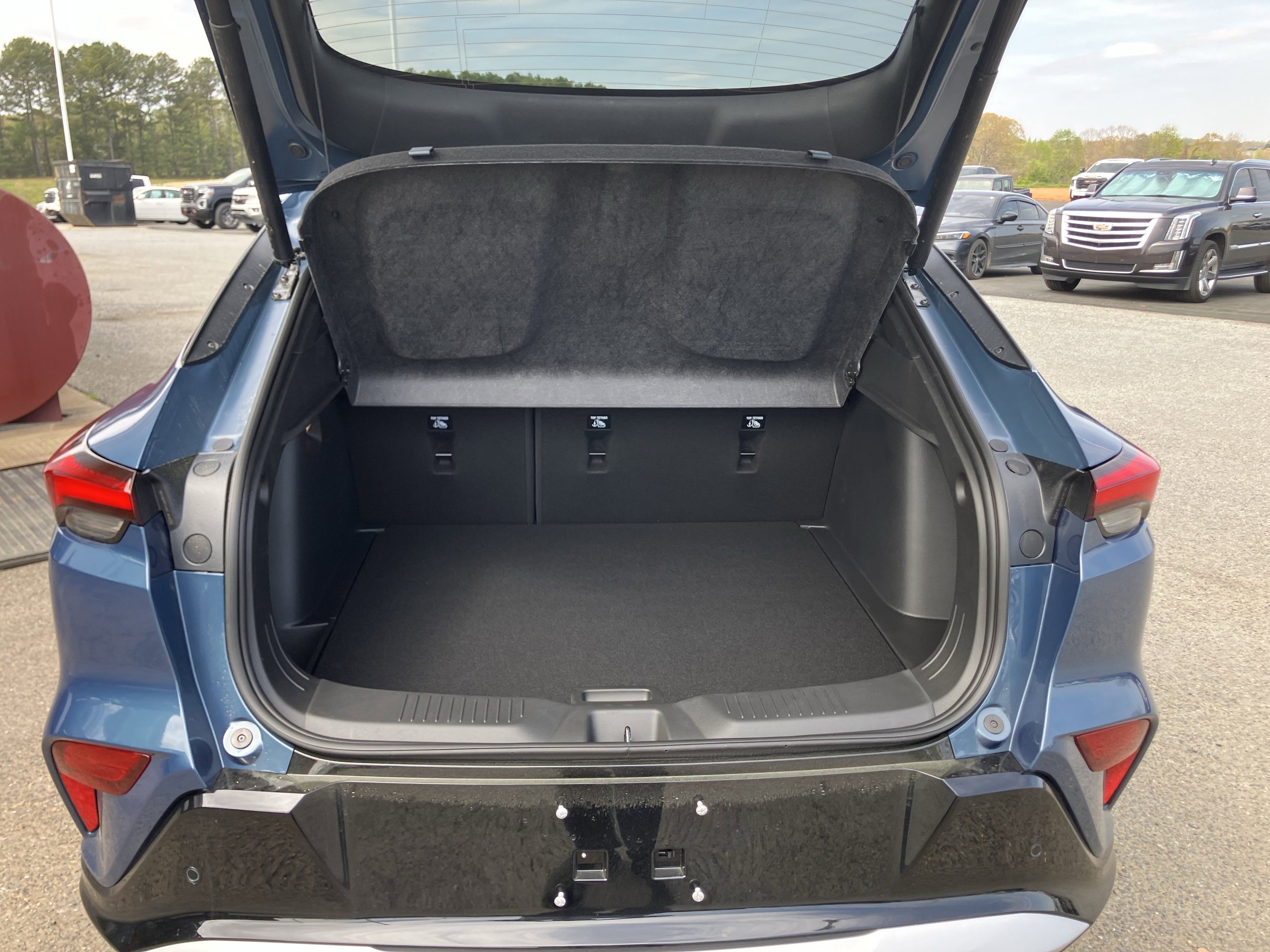 New 2026 Buick Envista Sport Touring image 6