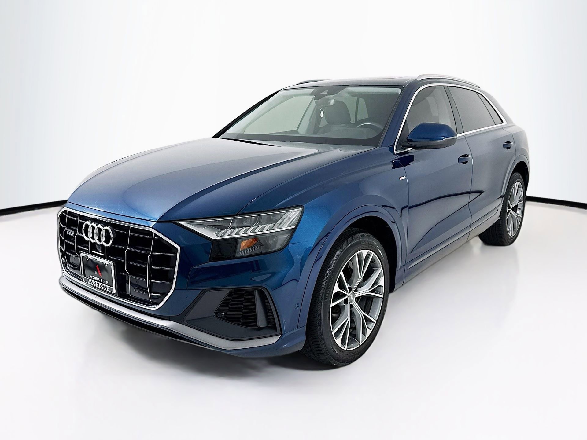 Used 2020 Audi Q8 Premium Plus w/ Premium Plus Package image 3