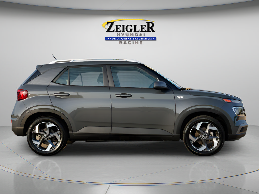 Certified 2026 Hyundai Venue SEL FWD image 8