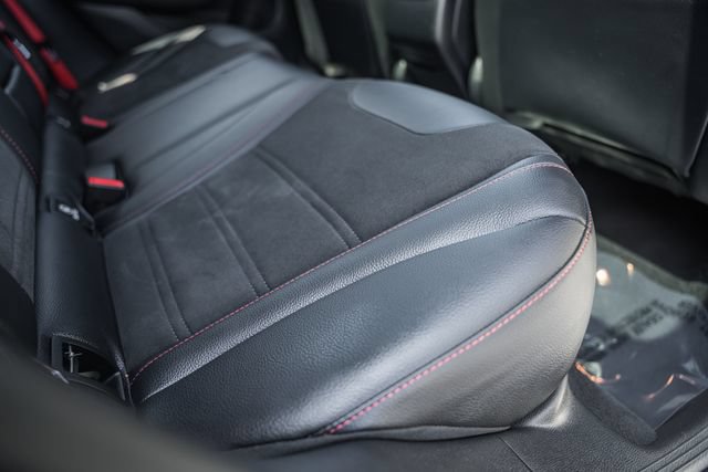 Certified 2022 Mercedes-Benz GLC 43 AMG 4MATIC image 36
