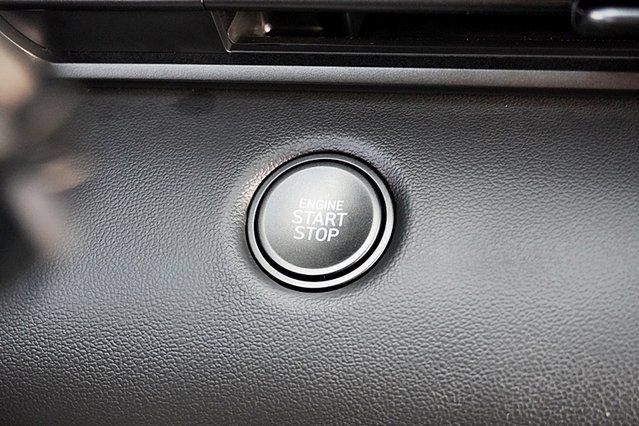 Used 2026 Hyundai Elantra Sport FWD image 28