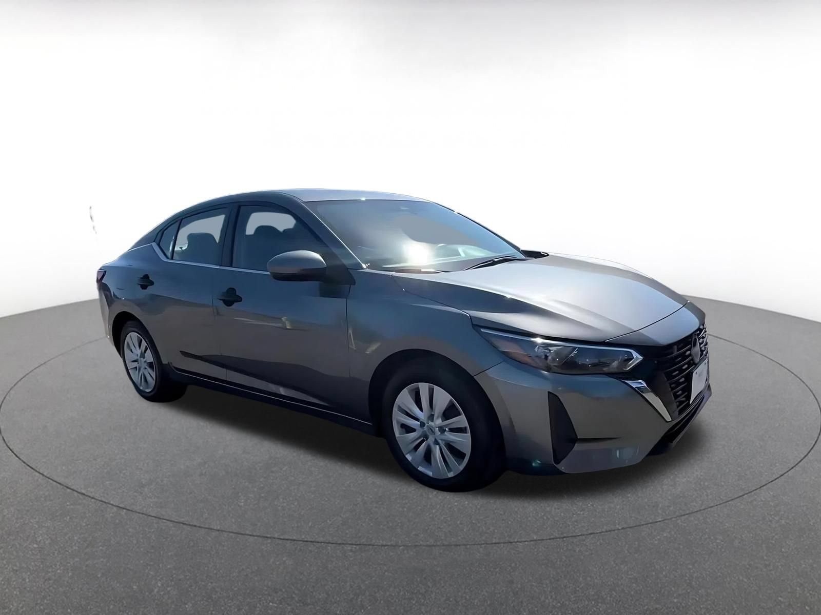Used 2025 Nissan Sentra S FWD image 2