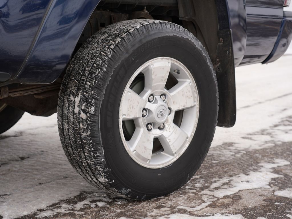 Used 2013 Toyota Tacoma 4x4 Double Cab w/ TRD Sport Pkg image 31