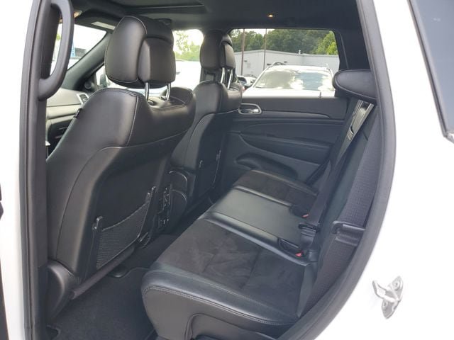 Certified 2021 Jeep Grand Cherokee Laredo X AWD/4WD image 16