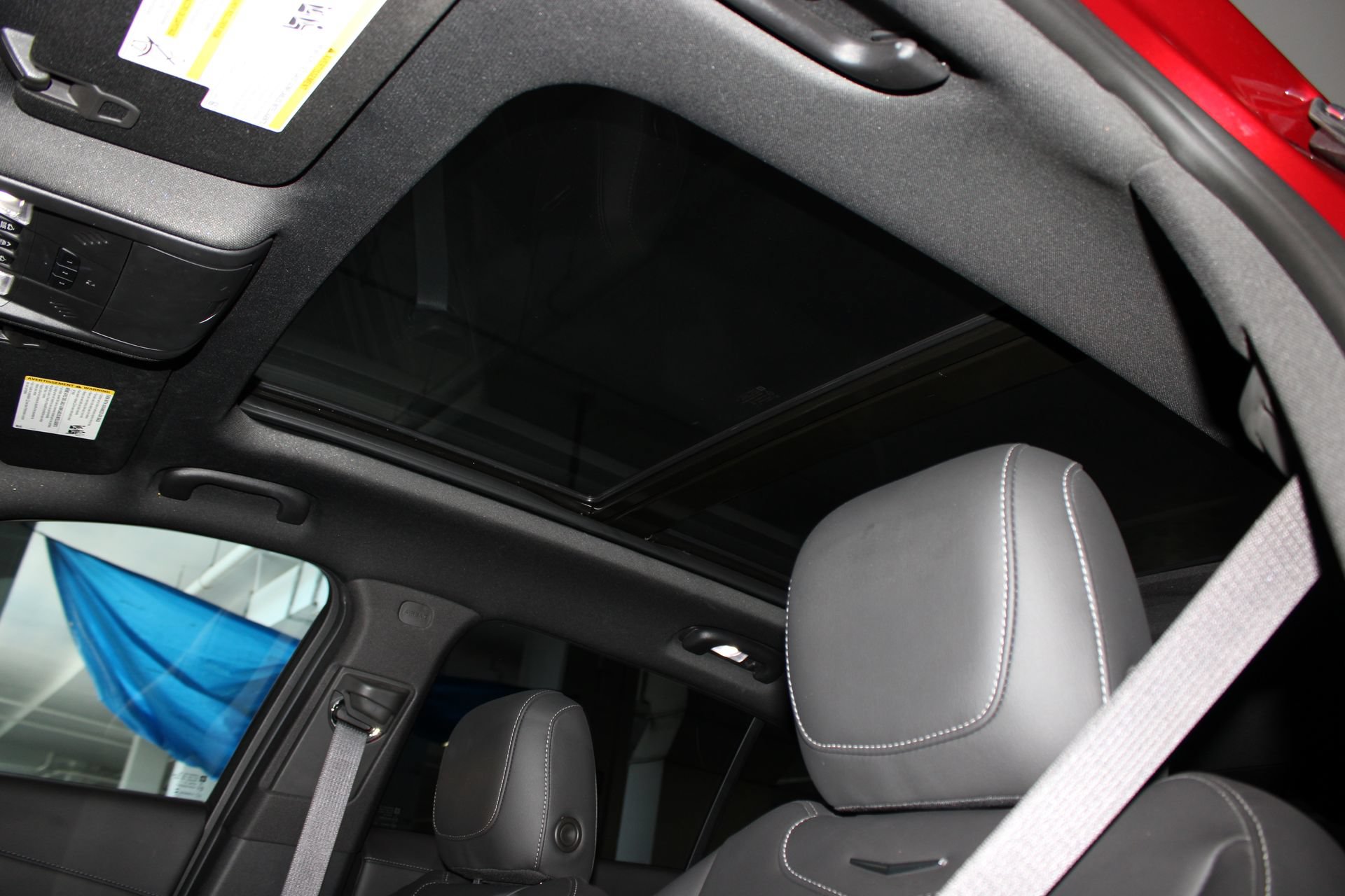 Used 2024 Cadillac XT4 Premium Luxury FWD image 27