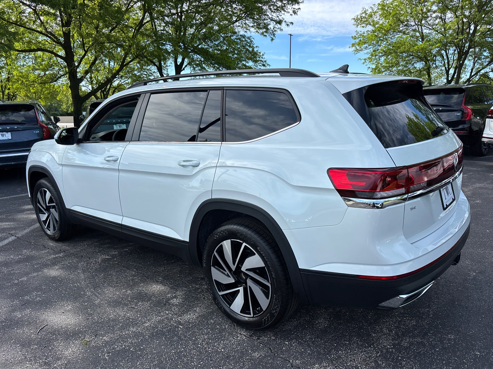 New 2026 Volkswagen Atlas SE FWD image 7