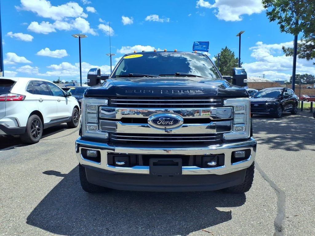 Used 2017 Ford F350 Lariat AWD/4WD image 3