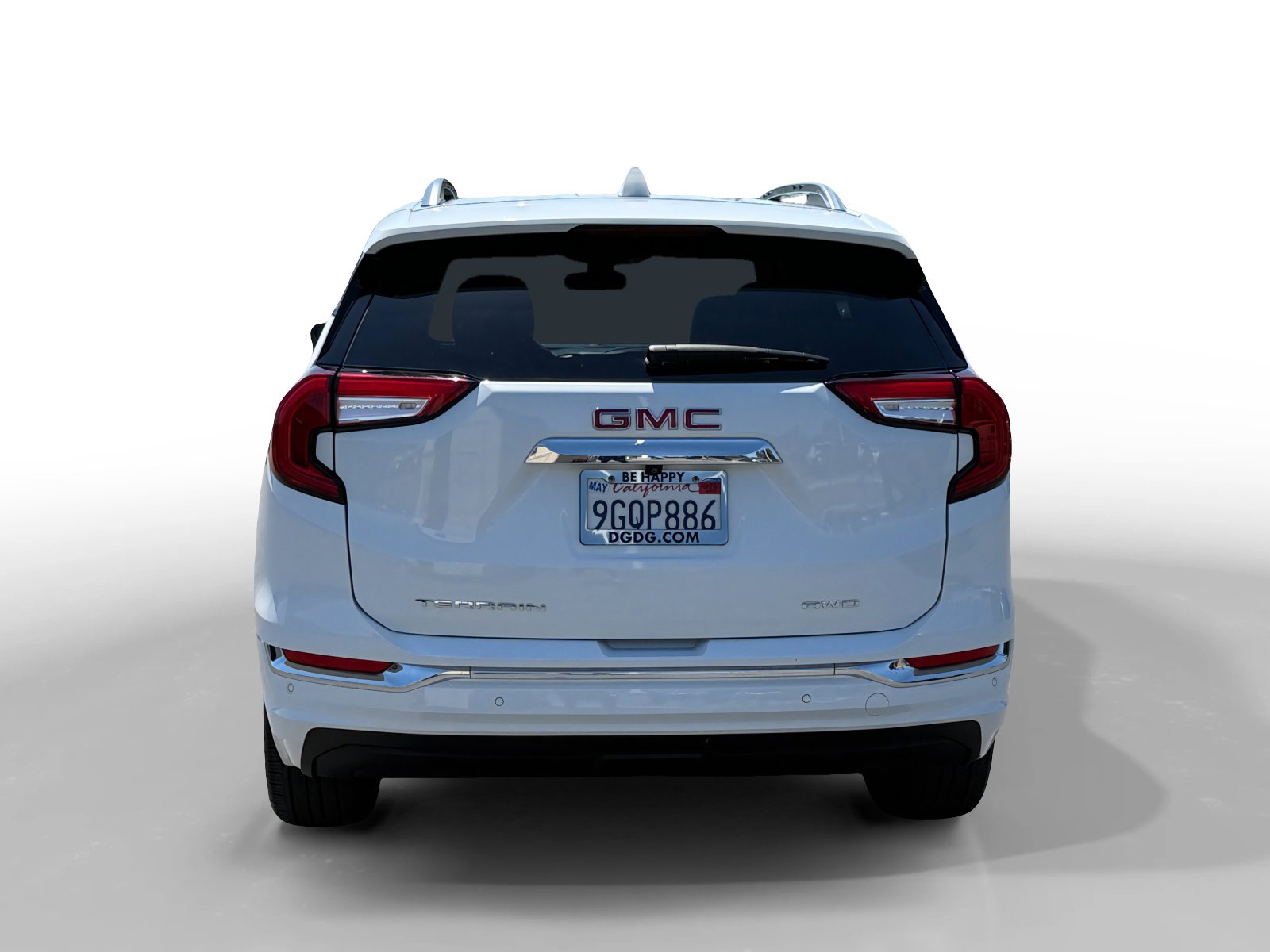 Used 2022 GMC Terrain Denali w/ LPO, 'HIT The Road' Package AWD/4WD image 4