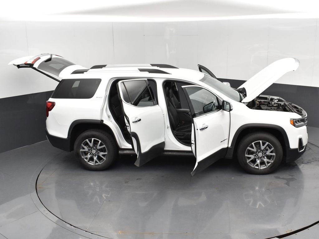 Used 2023 GMC Acadia SLT image 28