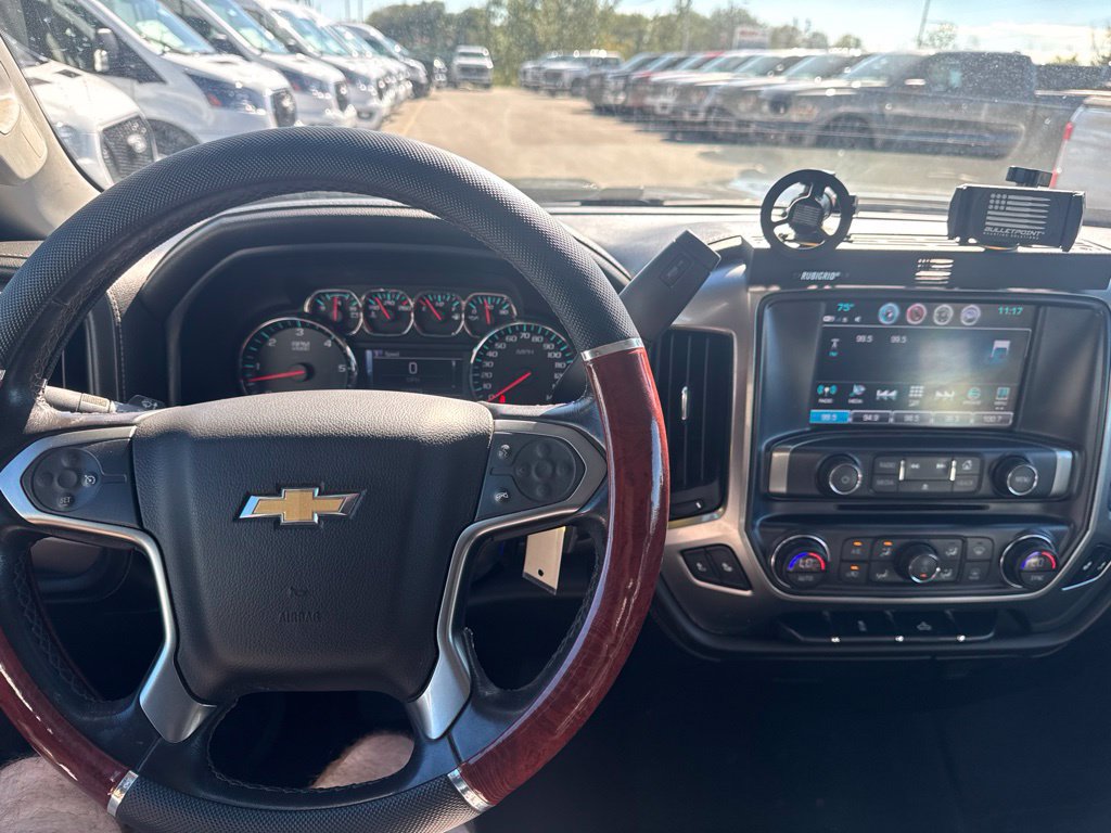 Used 2018 Chevrolet Silverado 2500 LTZ w/ Snow Plow Prep Package AWD/4WD image 5