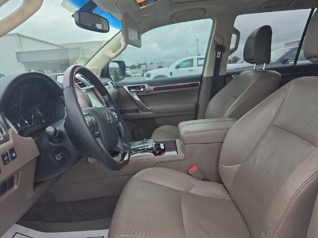 Used 2019 Lexus GX 460 Premium AWD/4WD image 16