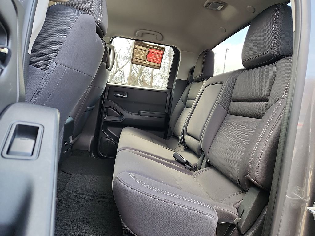 Certified 2023 Nissan Frontier SV image 11