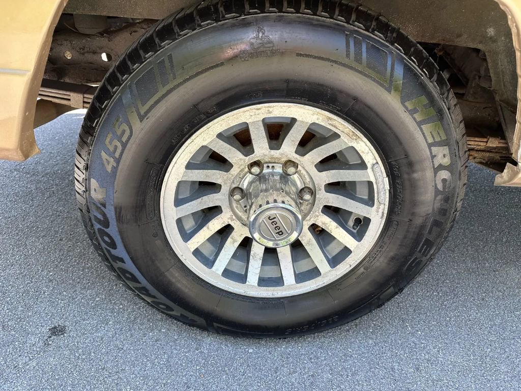 Used 1989 Jeep Grand Wagoneer image 12