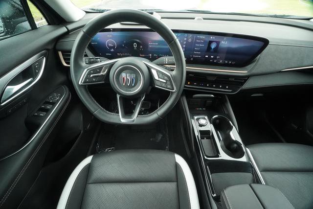 Used 2025 Buick Envision Sport Touring image 16