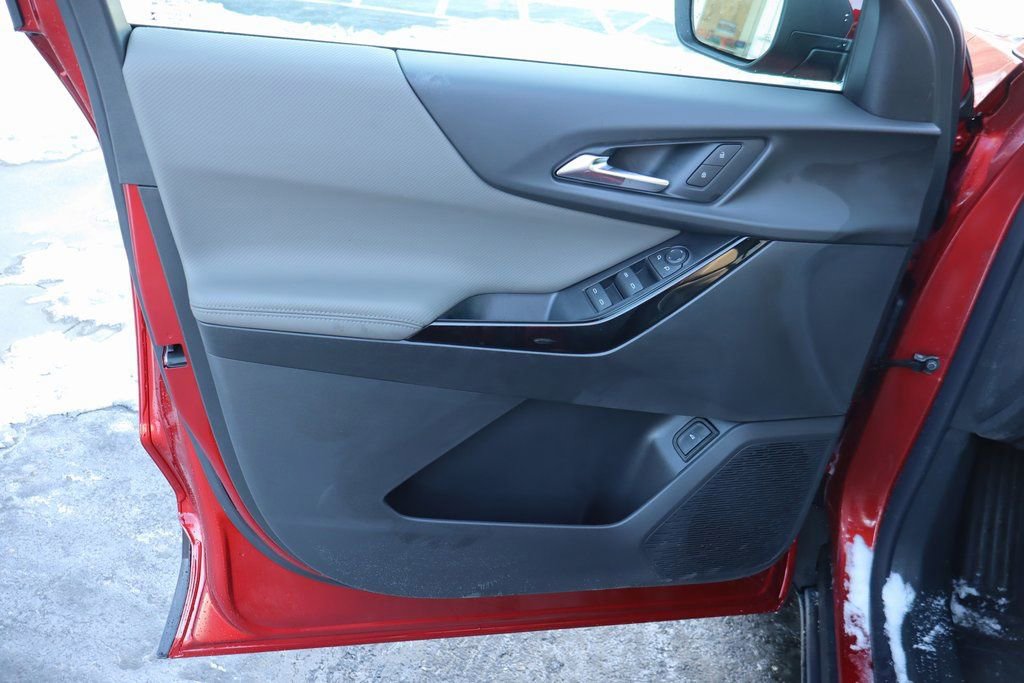 New 2026 Chevrolet Equinox LT w/ Convenience Package II image 4