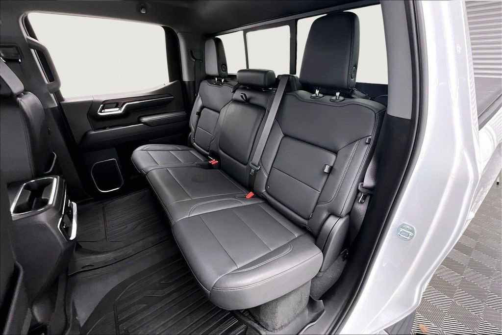 Used 2024 GMC Sierra 1500 SLT w/ SLT Premium Package AWD/4WD image 27