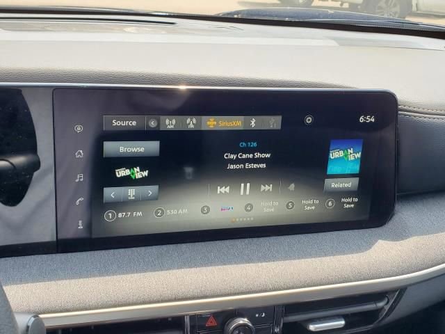 New 2025 Nissan Kicks SV w/ SV Premium Package image 19