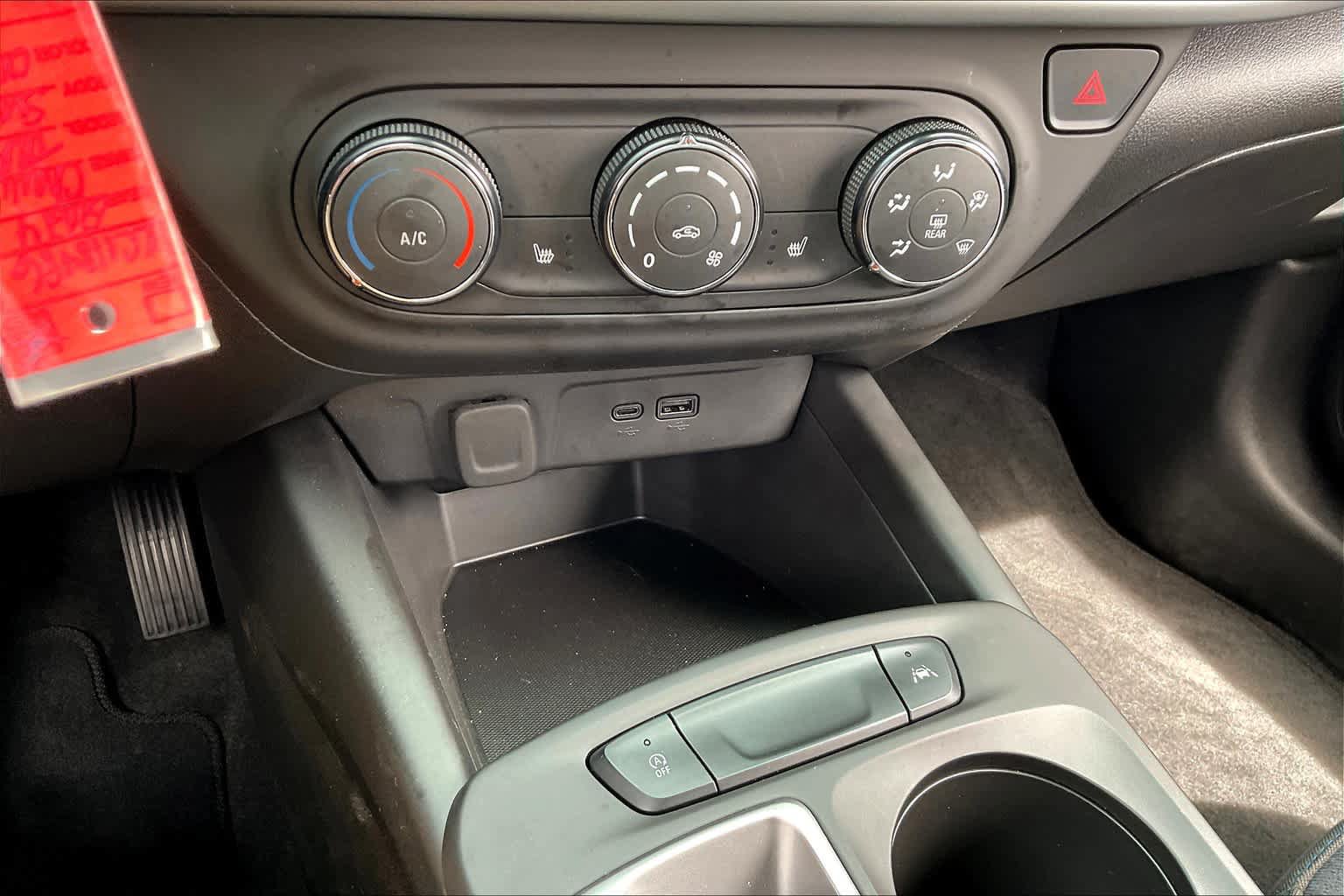 Used 2024 Chevrolet Trax LS w/ LS Convenience Package FWD image 31