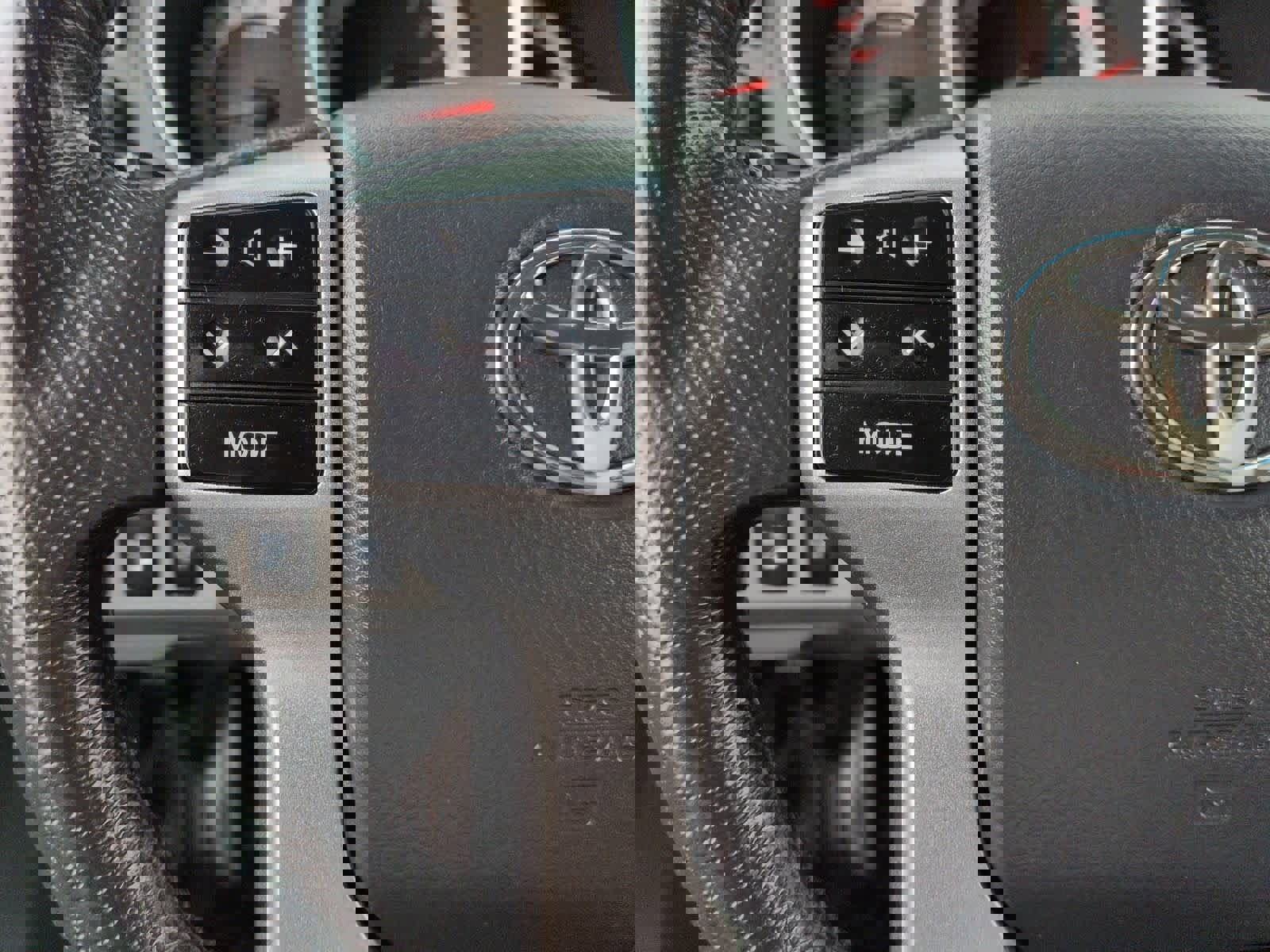 Used 2012 Toyota Tacoma 4x4 Double Cab image 24